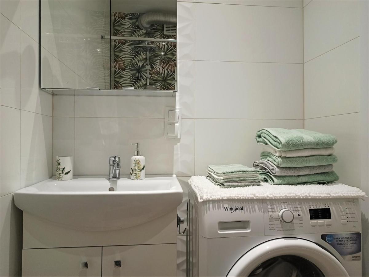 Szmaragdowy Apartament Przy Ulicy Opolskiej Tarnowskie Gory Bagian luar foto